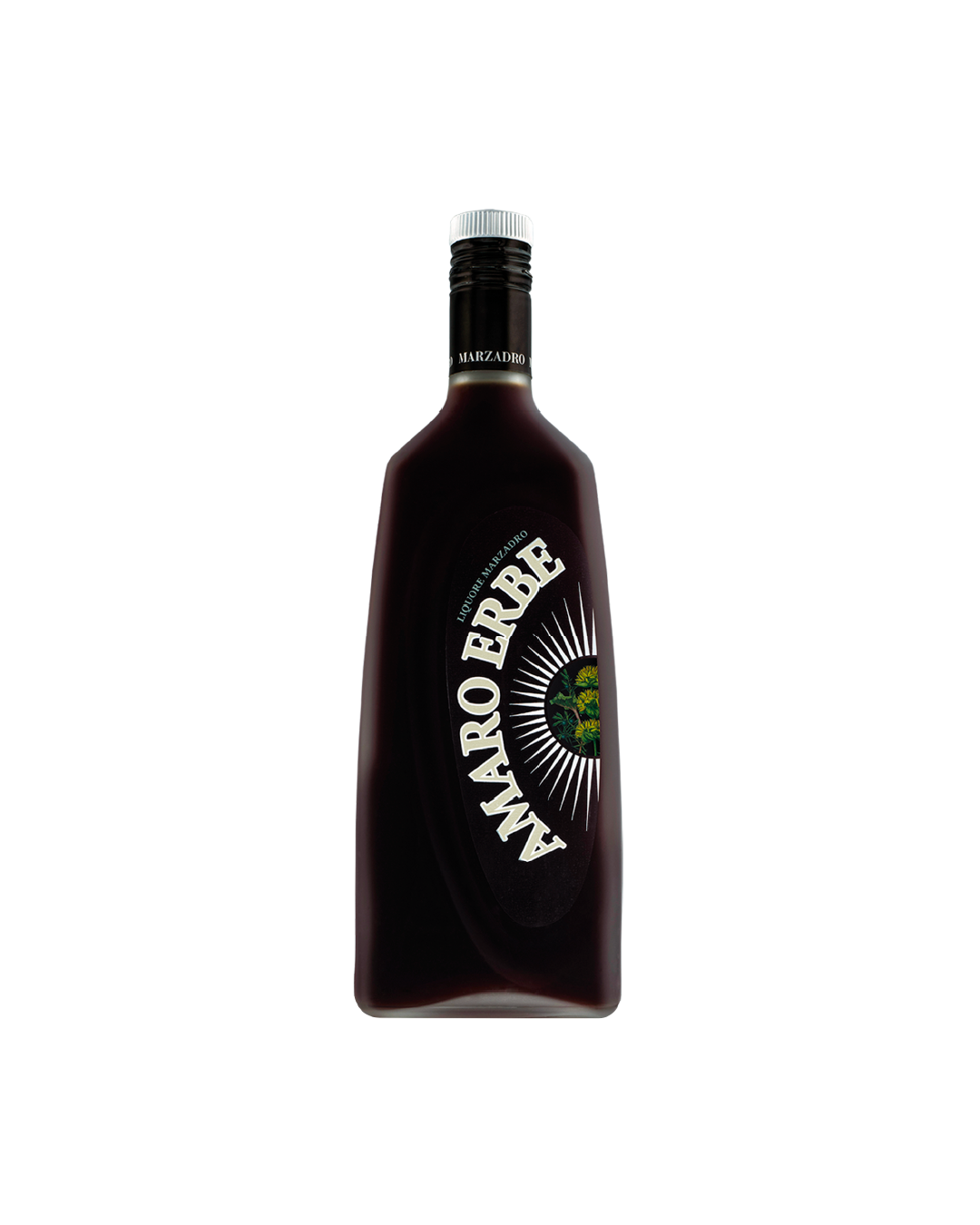 Liquore Marzadro Amaro Erbe, bottiglia dell'amaro alle erbe su sfondo bianco