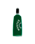 Liquore Marzadro Mentaé, bottiglia del liquore alla menta su sfondo bianco