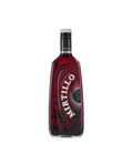 Liquore Marzadro Mirtillo, bottiglia del liquore al mirtillo su sfondo bianco