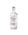 Marzadro Grappa Trentina Tradizionale, bottiglia su sfondo bianco