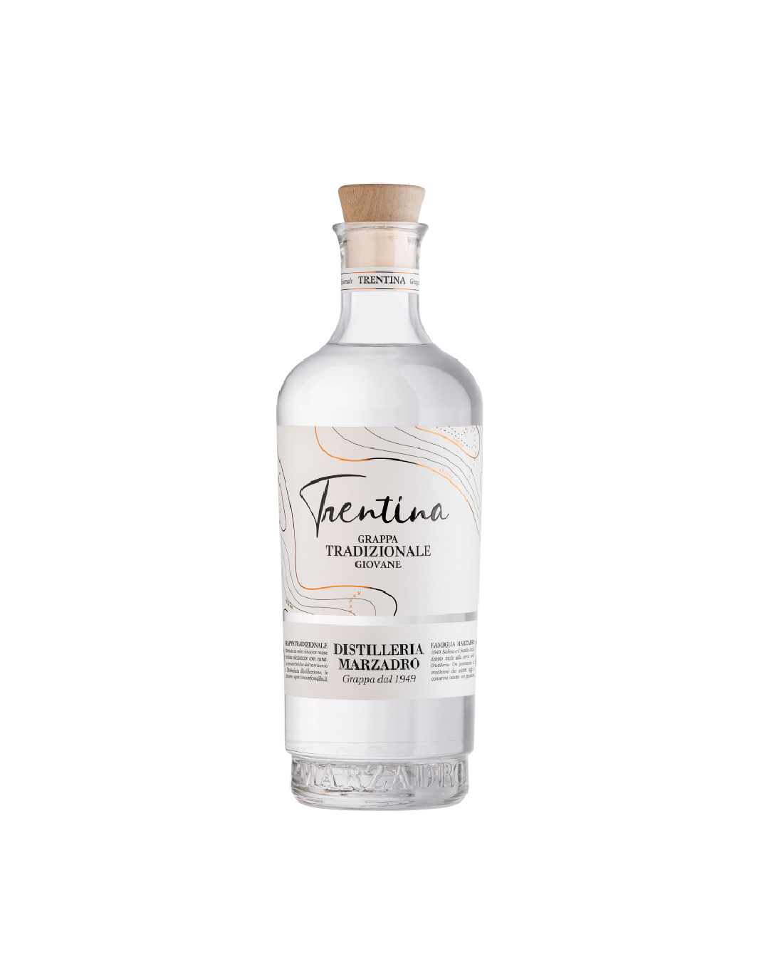 Marzadro Grappa Trentina Tradizionale, bottiglia su sfondo bianco